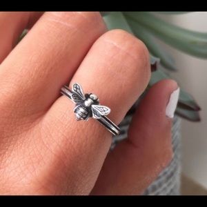 James Avery bee ring size 8